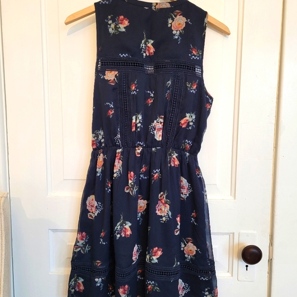 💰DRESS SALE. BUY ONE GET ONE FREE. Abercrombie & Fitch Summer Dress. Size S. - Picture 3 of 3